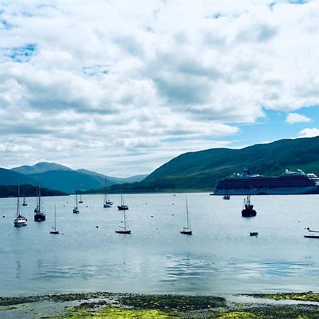 The Ferry Boat Inn Ullapool Exteriör bild